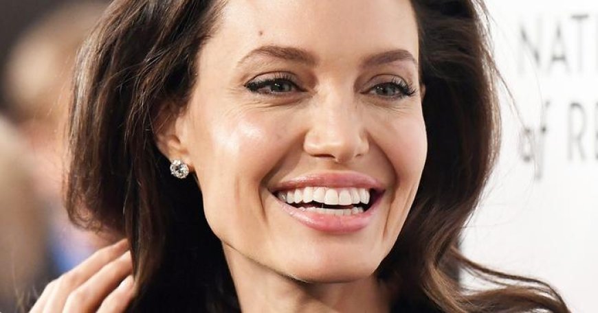 << Ten times prettier than Jolie!>>: Few have seen what the mother of the world's most beautiful woman looks like