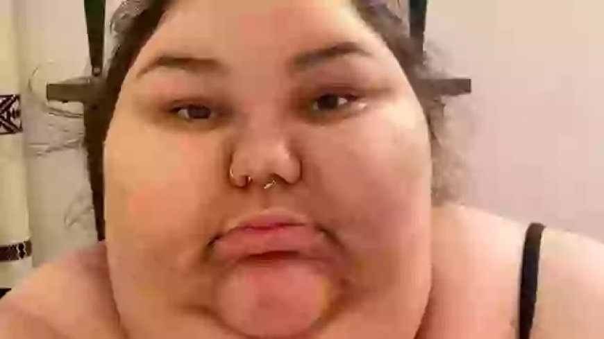 Woman shows off incredible 30 stone weight loss after making simple tweaks following cancer scare